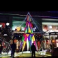 商场酒店七彩亚克力圣诞装饰树 钢结构异形树 户外大型圣诞树布置